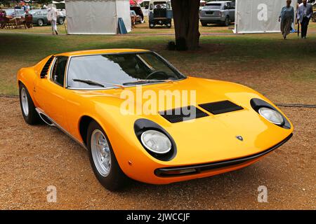 Lamborghini Muira SV (1971). Concours of Elegance 2022, Hampton Court Palace, London, UK, Europe Stock Photo