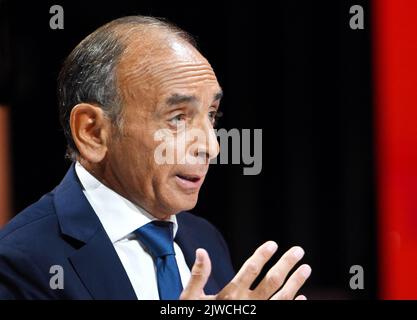 Eric Zemmour is interviewed by Apolline de Malherbe on RMC/BFMTV in Paris, France on September 5, 2022. Photo by Alain Apaydin/ABACAPRESS.COM Stock Photo