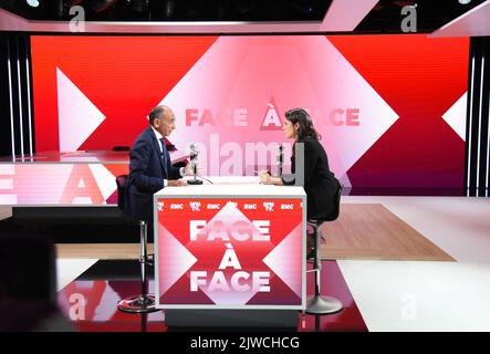 Eric Zemmour is interviewed by Apolline de Malherbe on RMC/BFMTV in Paris, France on September 5, 2022. Photo by Alain Apaydin/ABACAPRESS.COM Stock Photo