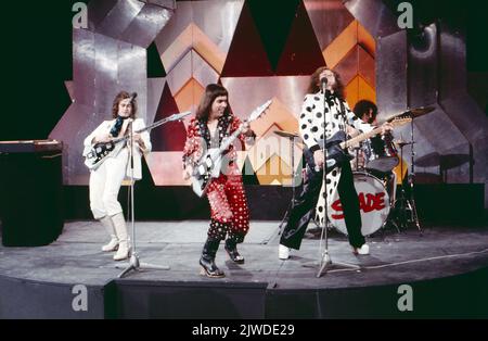 Slade, englische Glam Rock und Hard Rock Band, TV Auftritt in Deutschland, circa 1985. Slade, English Glam Rock and Hard Rock band, TV performance in Germany, circa 1985. Stock Photo