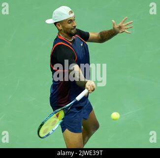 September 4, 2022: Nick Kyrgios (AUS) defeated Daniil Medvedev (RUS) 7-6, 3-6, 6-3, 6-2, at the US Open being played at Billie Jean King Ntional Tennis Center in Flushing, Queens, New York/USA © Grace Schultz/CSM Credit: Cal Sport Media/Alamy Live News Stock Photo