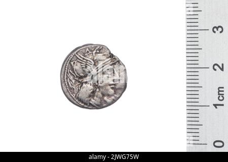 denarius. Papirius Carbo, M. (fl. 122 a.C.), monetary officer, Republika Rzymska, issuer Stock Photo