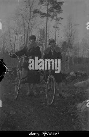 Bike ride. Cykeltur Stock Photo - Alamy