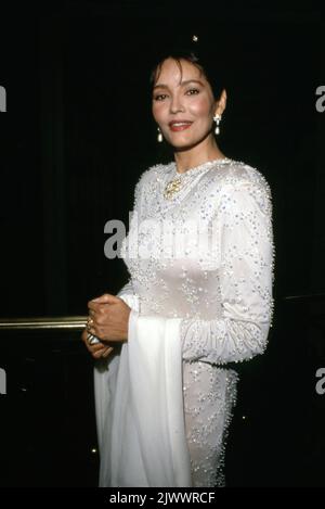 Barbara Carrera May 1990 Credit: Ralph Dominguez/MediaPunch Stock Photo