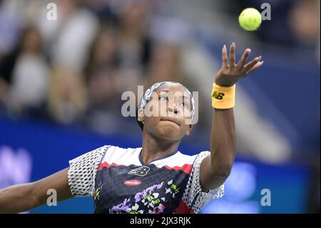 New York, USA. 06th Sep, 2022. Coco Gauff, of the United States serves to Caroline Garcia, of France, during the women's quarter-final rounds of the U.S. Open tennis championships at the USTA Billie Jean King National Tennis Center in Flushing Meadows Corona Park New York, September 6, 2022. (Photo by Anthony Behar/Sipa USA) Credit: Sipa USA/Alamy Live News Stock Photo