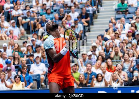 Frances Tiafoe (USA) defeats Rafael Nadal (ESP) in R4 at the 2022 US Open. Stock Photo