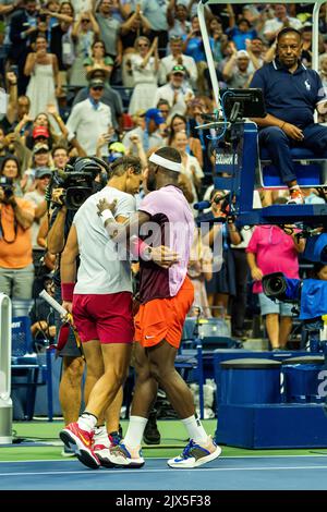 Frances Tiafoe (USA) defeats Rafael Nadal (ESP) in R4 at the 2022 US Open. Stock Photo