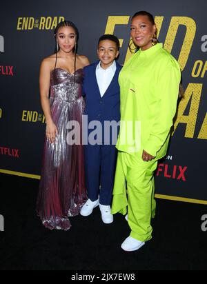 Hollywood, USA. 06th Sep, 2022. Queen Latifah, Shaun Dixon, Mychala Faith Lee arrives at The Los Angeles Premiere of END OF THE ROAD held at The Tudum Theater in Hollywood, CA on Tuesday, September 6, 2022 . (Photo By Juan Pablo Rico/Sipa USA) Credit: Sipa USA/Alamy Live News Stock Photo