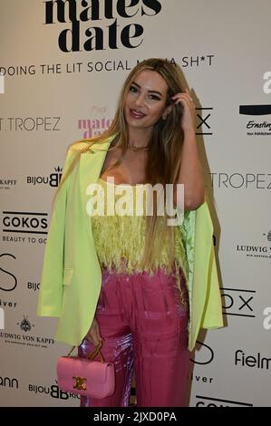 Christine Evers aka vogueuplikethis beim Mates Date Influencer Event auf der Berlin Fashion Week Spring/Summer 2023 in der Berliner Freiheit. Berlin, Stock Photo