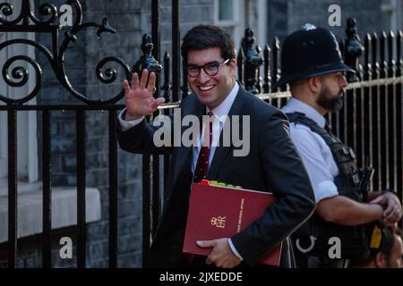 Downing Street, London, UK. 7th Sep, 2022. Ministers attend the first Cabinet Meeting at 10 Downing Street since Prime Minister Liz Truss appointed them last night. Ranil Jayawardena MP, Secretary of State for Environment, Food and Rural Affairs. Credit: amanda rose/Alamy Live News Stock Photo