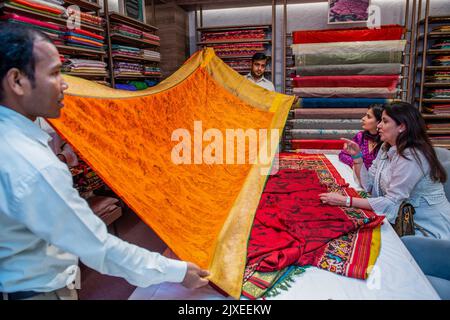 Kankatala in Labbipet,Vijayawada - Best Bandhani Saree Retailers in  Vijayawada - Justdial