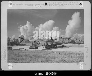 Araka Black and White Stock Photos Images Alamy