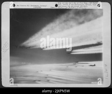 High In The Sub Stratosphere Over German Territory, This Boeing B-17 'Flying Fortress' Of The 91St Bomb Group 8Th Af Etches Vapor Trails. The Target On This Mission Is Brunswick, Germany. 30 Jan 1944. (Altitude 22,000 Feet). Stock Photo