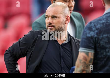 AMSTERDAM, NETHERLANDS - SEPTEMBER 7: analyst Wesley Sneijder during the UEFA Champions League match between Ajax and Rangers at the Johan Cruijff ArenA on September 7, 2022 in Amsterdam, Netherlands (Photo by Peter Lous/Orange Pictures) Stock Photo