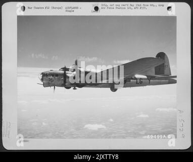 The Boeing B-17 "Flying Fortress" 'Hikin' For Home' Of The 91St Bomb ...