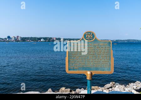 Barrie, Ontario, Canada - July 25 2021 : Steamboating on Lake Simcoe Historical Plaques. Centennial Park, Kempenfelt Bay. Stock Photo