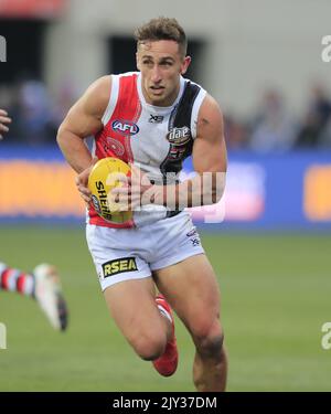 Luke Dunstan of the Saints runs during the Round 16 AFL match