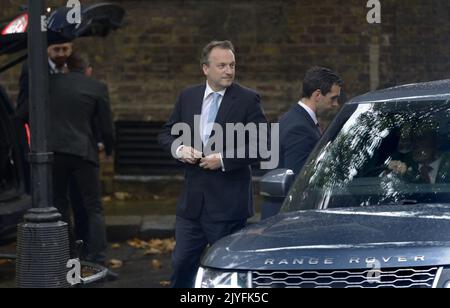 Hugh O'Leary - husband of Liz Truss - arrives in Downing Street on the day his wife makes her first speech as Prime Minister. 6th Sept 2022. Stock Photo