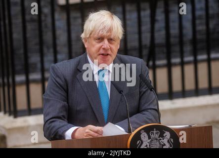Former Prime Minister, Boris Johnson, makes his resignation speech in Downing Street Stock Photo