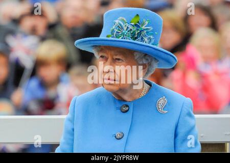 FILE: Poundbury, Dorset, UK.  8th September 2022.  File picture of HM Queen Elizabeth II at Poundbury in Dorset on 27th October 2016 for the unveiling of the statue of the Queen Mother.  Queen Elizabeth II health is reported to be in decline and Prince Charles will become king on her death.  Picture Credit: Graham Hunt/Alamy Live News Stock Photo