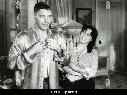 American actor Burt Lancaster and Italian actress Anna Magnani in the movie The Rose Tattoo, USA 1955 Stock Photo