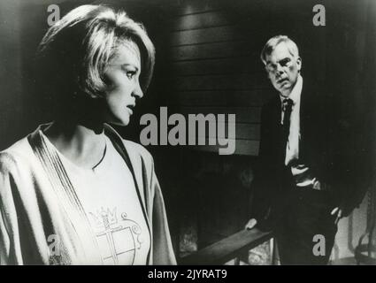 ANGIE DICKINSON American film actress about 1975 Stock Photo - Alamy