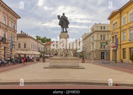 Szeged, Hungary - July 30, 2022: Statue of Lajos Kossuth at Klauzal Square Summer Afternoon in City Centre. Stock Photo