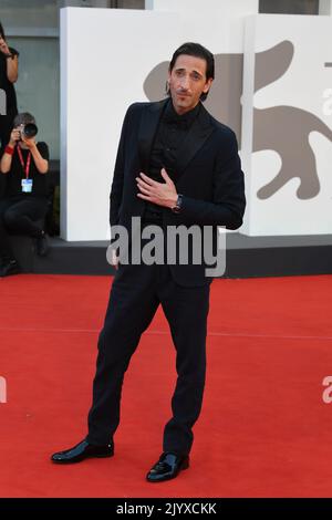 Venice, Italy. 08th Sep, 2022. Adrien Brody attends 'Blonde' carpet at the 79th Venice International Film Festival on September 08, 2022 in Venice, Italy. Credit: Sipa USA/Alamy Live News Stock Photo