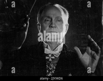George Schneevoigt -- George Schneevoigt, the ***** Conductor who will arrival by plane from ***** to his tour for the B,C. December 15, 1939. (Photo by Max Dupain). Stock Photo