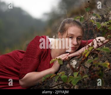 September 2022 - Young woman in period costume suitable for romantic novels and book covers Stock Photo