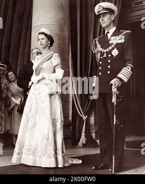 Queen Elizabeth II and Prince Philip, Duke of Edinburgh, in New South Wales during the Queen's February 1954 Royal Tour in Australia. Stock Photo