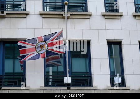 Brussels, Belgium. 09th Sep, 2022. The Union Flag in front of the British Embassy at half-mast following the passing of Queen Elizabeth II of the United Kingdom in Brussels, Belgium on Sept. 9, 2022. Credit: ALEXANDROS MICHAILIDIS/Alamy Live News Stock Photo