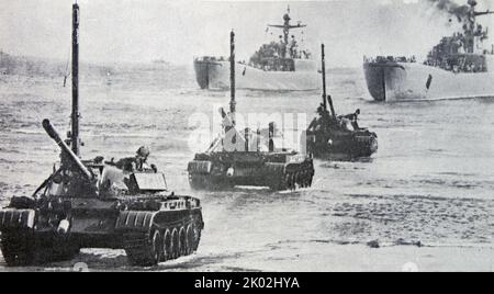 Vessels of the Polish Navy, offload tanks during the landings in Normandy during D-Day. World War Two Stock Photo