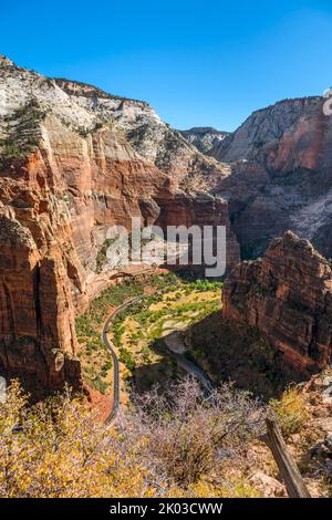 Zion National Park is located in southwestern Utah on the border with Arizona. It has an area of 579 kö² and lies between 1128 m and 2660 m altitude. View from Angels Landing Trail into the valley of the Virgin River. Stock Photo