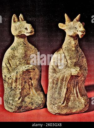 Eastern Han Dynasty, figurines of gods, Wu and Wei. Wu is a god with the head of a horse and a human body, Wei is a god with the head of a sheep and a human body. Stock Photo