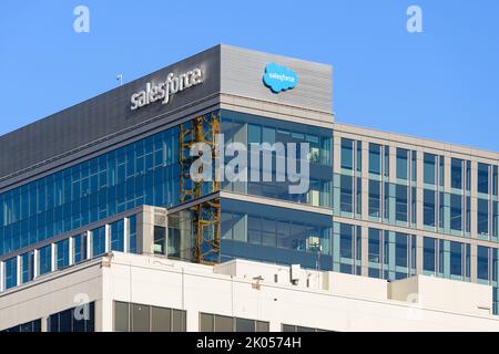 Bellevue, WA, USA - September 08, 2022; Name and logo of Salesforce company on office building in Bellevue Stock Photo