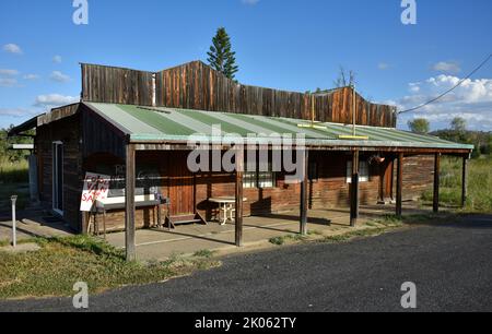 old abandoned fuel station and fruie and vegetable stall/shop outside Rockhampton in queensland, australia Stock Photo