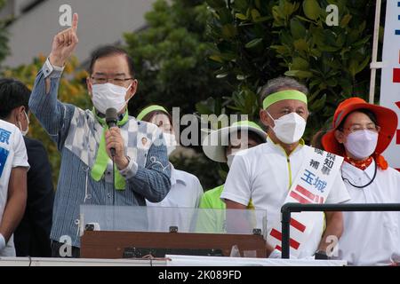 Naha, Japan. 10th Sep, 2022. Japanese Communist Party leader Kazuo Shii(L) delivers speech during a campaign of Okinawa governor election in Naha, Okinawa-Prefecture, Japan on Saturday, September 10, 2022. Photo by Keizo Mori/UPI Credit: UPI/Alamy Live News Stock Photo