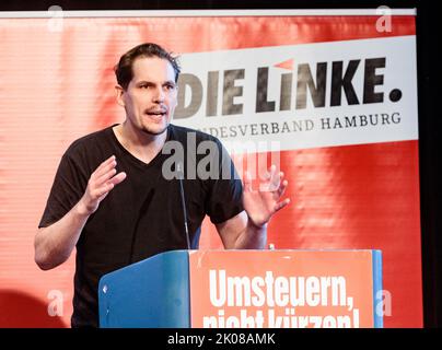 Hamburg, Germany. 10th Sep, 2022. Thomas Iwan (Die Linke) gives his candidacy speech for the post of state speaker at the state party conference. Credit: Markus Scholz/dpa/Alamy Live News Stock Photo