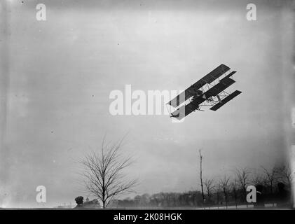 Anthony Jannus, Flights And Tests of Rex Smith Plane Flown By Jannus - Flights of Plane, 1912. Early aviation, USA. Stock Photo