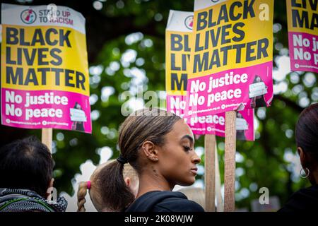London, England, UK. 10th Sep, 2022. Thousand of Black Lives Matter protesters stage a protest in central London demanding justice for 24 year old black man, Chris Kaba, who was shot dead by the police last week.Photo Horst A. Friedrichs Alamy Live News Stock Photo