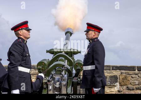 Edinburgh, UK. 09th Sep, 2022. A gun salute is fired by the Royal Artillery Forces from the ramparts of Edinburgh Castle as the country mourns the death of Queen Elizabeth II, in Edinburgh, Scotland on Saturday, September 10, 2022. The ceremony saw 96 shots - one for every year of the Queen's life - fired at 10 second intervals. Photo by UK Minister Of Defense/UPI Credit: UPI/Alamy Live News Stock Photo