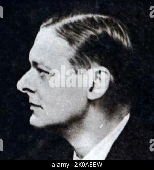 Thomas Stearns Eliot (1888 - 1965) was a poet, essayist, publisher, playwright, literary critic and editor. Considered one of the 20th century's major poets, he is a central figure in English-language Modernist poetry Stock Photo
