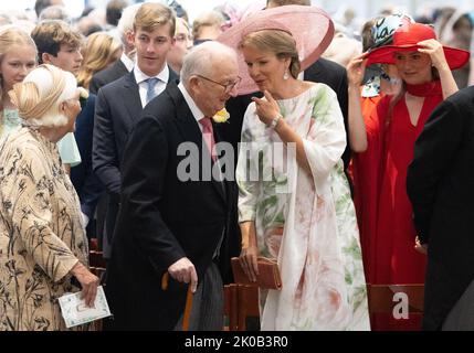 Brussels, Belgium. 10th Sep, 2022. Queen Paola of Belgium, Princess Eleonore, Prince Emmanuel, King Albert II of Belgium, Queen Mathilde of Belgium and Crown Princess Elisabeth pictured during the wedding ceremony of Princess Maria-Laura of Belgium and William Isvy, at the Saint Michael and Saint Gudula Cathedral (Cathedrale des Saints Michel et Gudule/Sint-Michiels- en Sint-Goedele kathedraal), Saturday 10 September 2022, in Brussels. BELGA PHOTO POOL BENOIT DOPPAGNE Credit: Belga News Agency/Alamy Live News Stock Photo