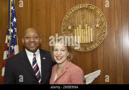Secretary Alphonso Jackson with Luke Franz and Webber Barton ...