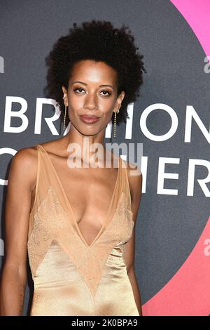 Carly Cushnie attends 2022 Harper's Bazaar ICONS & Bloomingdale's 150th