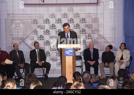 Secretary Mel Martinez in Cedar Rapids, Iowa. Secretary Mel Martinez in Cedar Rapids, Iowa Subject, Secretary Mel Martinez visiting Cedar Rapids, Iowa, leading 'Blueprint for the American Dream' event on minority homeownership promotion. Stock Photo