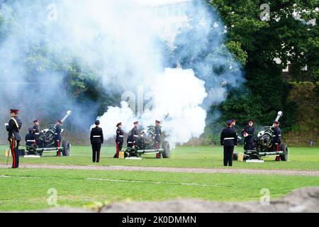 Members of the 3rd Battalion of the Royal Welsh regiment fire a 21-gun salute for the new King at the Accession Proclamation Ceremony at Cardiff Castle, Wales, publicly proclaiming King Charles III as the new monarch. Picture date: Sunday September 11, 2022. Stock Photo
