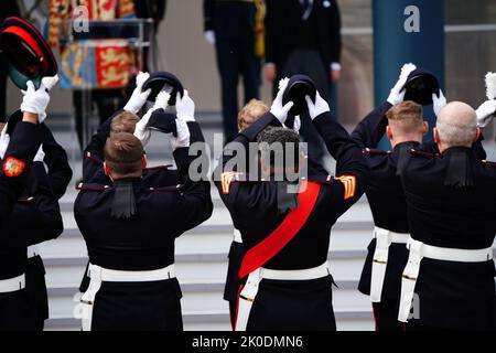 Members of the 3rd Battalion of the Royal Welsh regiment give three cheers for the new King at the Accession Proclamation Ceremony at Cardiff Castle, Wales, publicly proclaiming King Charles III as the new monarch. Picture date: Sunday September 11, 2022. Stock Photo