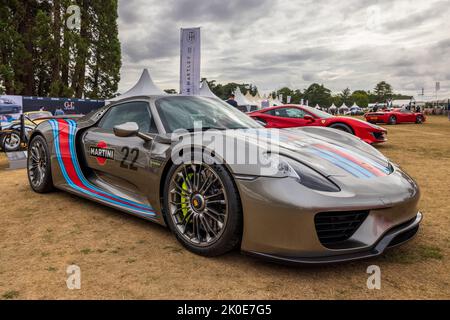 2015 Porsche 918 Spyder plug-in hybrid hypercar on display at the Salon Privé Concours d’Elégance motor show held at Blenheim Palace Stock Photo